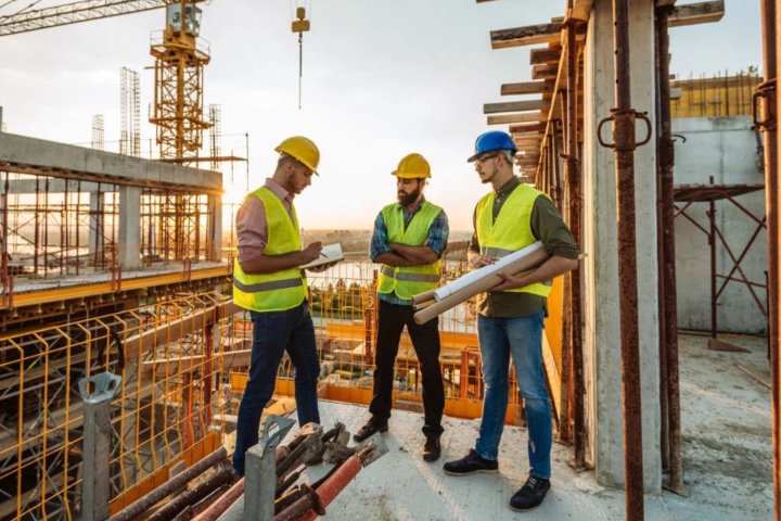 В Узбекистане 97% строительных работ выполняют частники