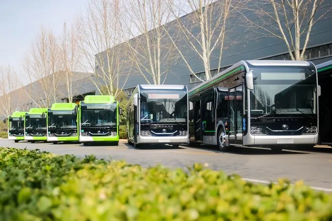 Отслеживание автобусов в реальном времени теперь доступно в 13 городах Узбекистана