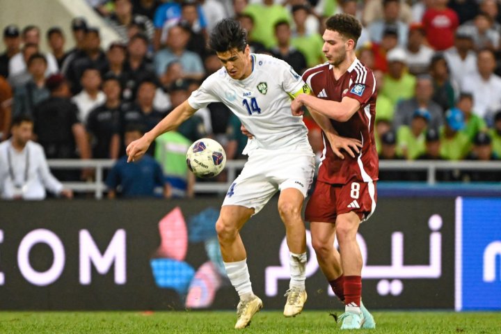 На узбекского нападающего Элдора Шомуродова нашелся неожиданный покупатель