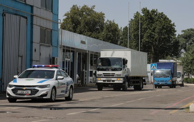 В Узбекистане сожгли более 2 тонн наркотиков