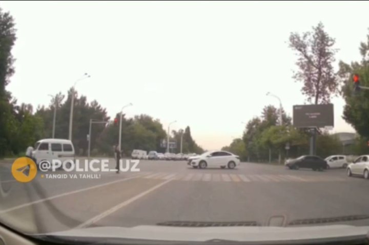 В Ташкенте водитель Damas сбил мужчину, который переходил дорогу по пешеходному переходу на зелёный — видео