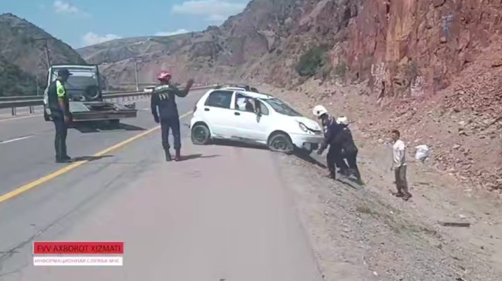 На перевале «Камчик» автомобиль «Matiz», с пассажирами в салоне, вылетел в кювет