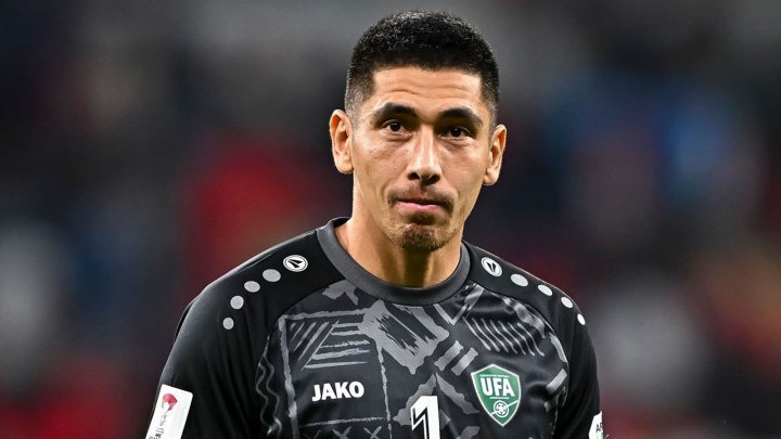 Казахстан присвоил себе одного из лидеров узбекской сборной