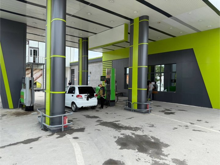 На АЗС в Андижане продавали некачественный бензин АИ-92