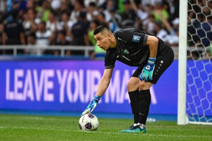 Вратарь сборной Узбекистана не пропустил ни одного гола в домашних матчах отбора на ЧМ