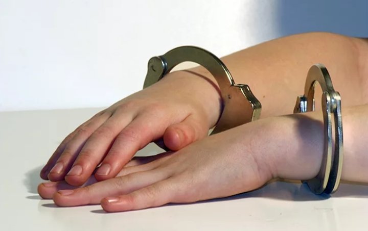 В России китаянка трудоустраивала узбекистанцев незаконно