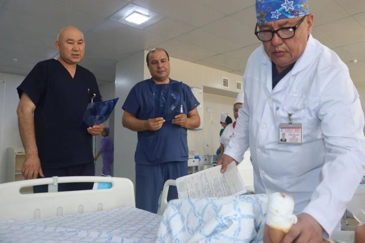 В Самарканде ребёнок упал в режущий механизм комбайна