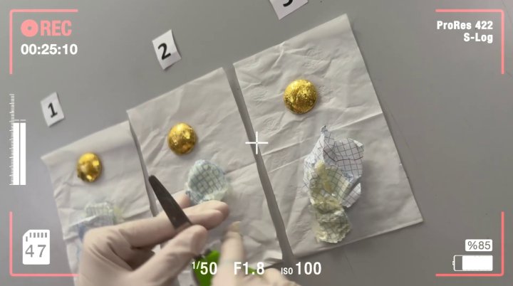 Гражданин запихал в себя три маленьких золотых слитка и пытался вылететь с ними из аэропорта Ферганы