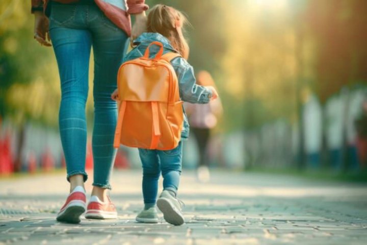 Трёхлетняя девочка, незаконно вывезенная отцом из России в Узбекистан, благополучно вернулась к матери