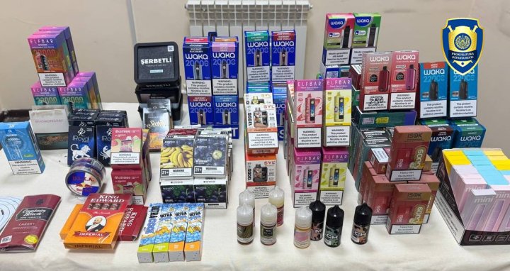 В Сергелийском районе пресекли незаконную торговлю электронными сигаретами и аналогичными изделиями