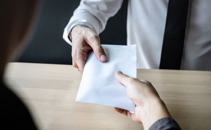 Узбекистанцы заработали 14,5 млрд сумов за сообщения о нарушениях