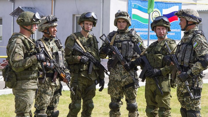Российские военные провели совместное военное учение с узбекскими коллегами