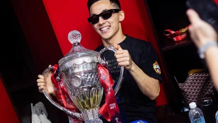 Узбекский футболист Аббосбек Файзуллаев стал самым дорогим футболистом в турецком клубе