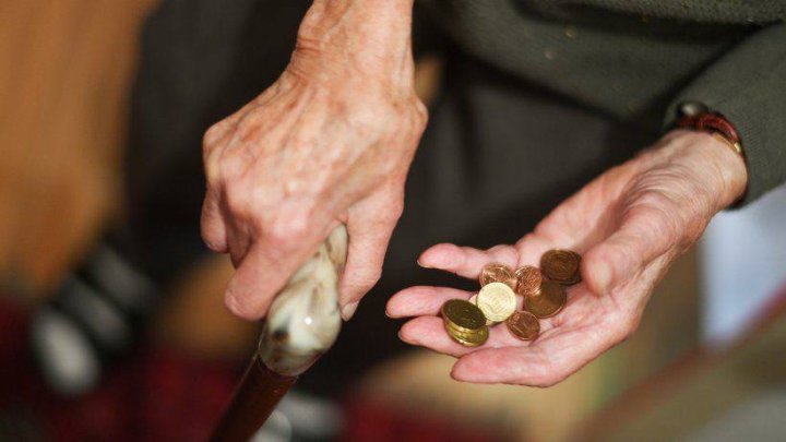 Узбекистанцам объяснили, что такое надбавка к пенсии и как её получить