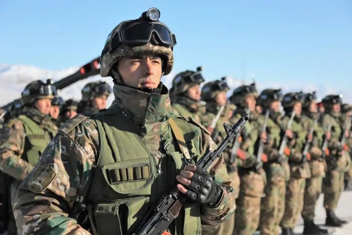 Узбекистан или Афганистан: ИИ рассказал, чья армия сильнее