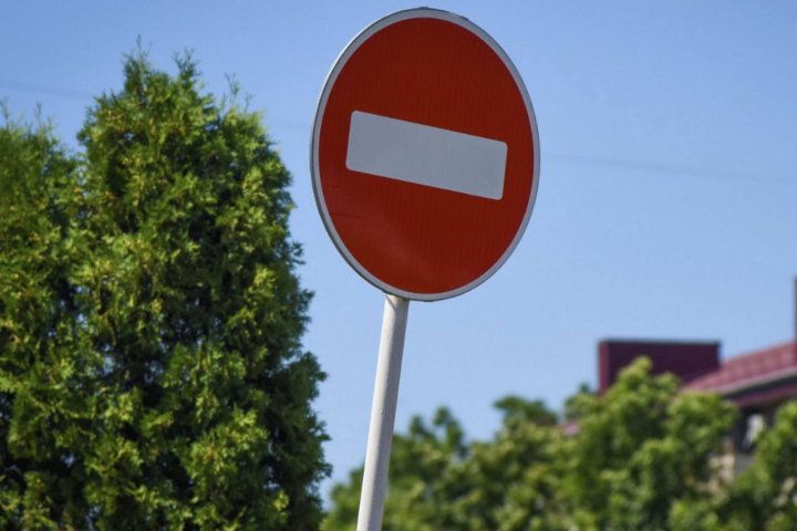 В Ташкенте одну из улиц сделали односторонней и установили камеру — видео