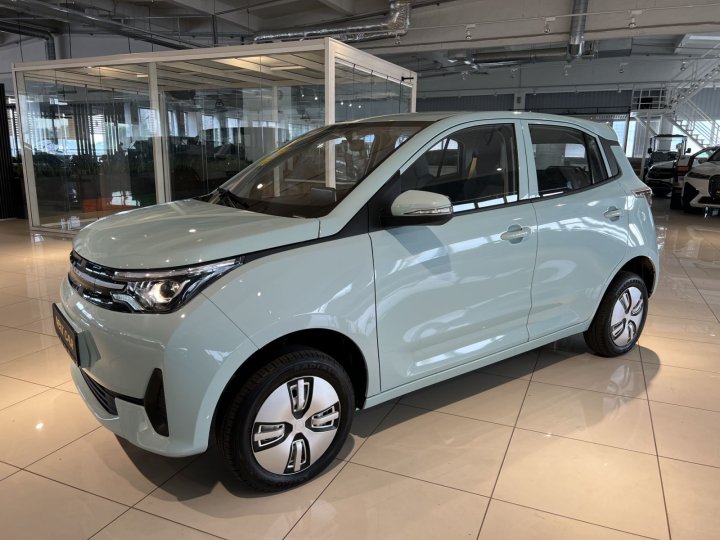 В Узбекистане назвали количество электромобилей