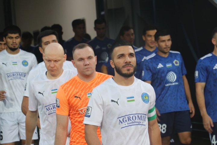 Серьезная травма и операция: Узбекский футболист отправился в Турцию