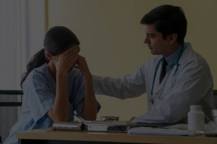 В Ташкенте арестован врач РНЦЭМП за домогательство к пациентке