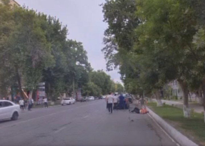 В Фергане мужчина убил своего знакомого автомобилем, специально наехав на него во время ссоры