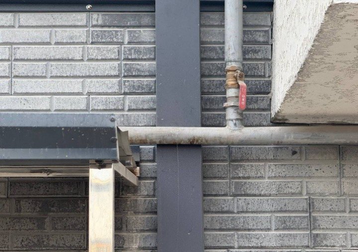 В Андижанской области многоэтажки незаконно подключили к газоснабжению