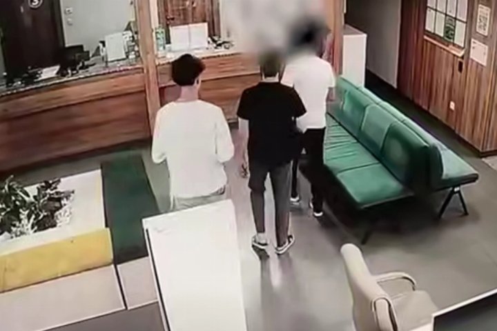 В Ташкенте из Tenge Bank похитили $90 тыс — видео