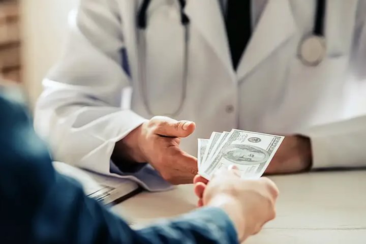 Медицина в Узбекистане: Платные услуги преодолели отметку в 7,4 трлн сумов