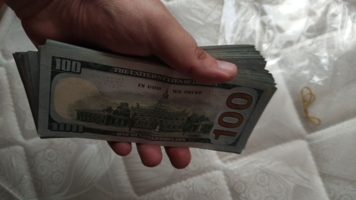 В Узбекистане курс доллара зафиксировал невероятный рост