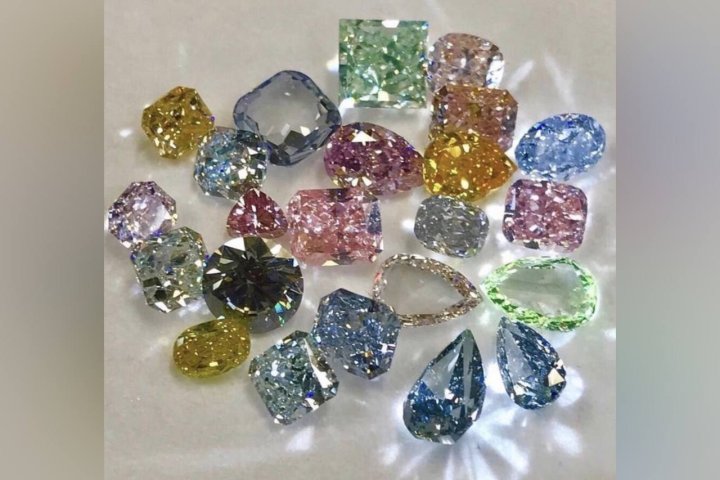 В Узбекистане ужесточили наказания за нелегальный оборот драгметаллов и камней