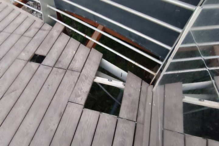 В Ташкенте ребёнок упал с высоты на смотровой площадке — видео