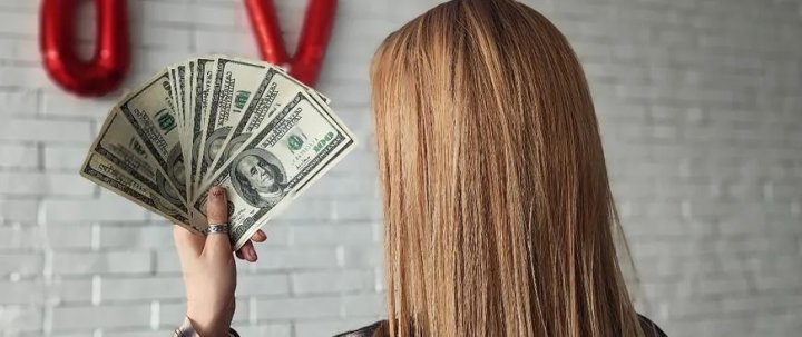 В Узбекистане обновили курс иностранных валют на 24 июля