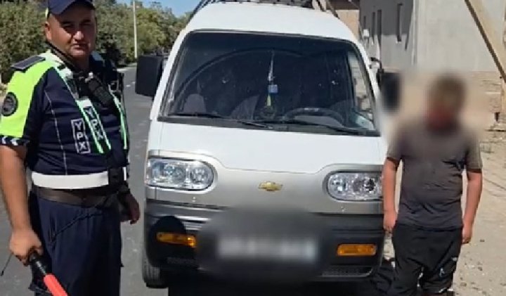 В Хорезме ученик 8-го класса катал своих друзей на автомобиле «Damas»