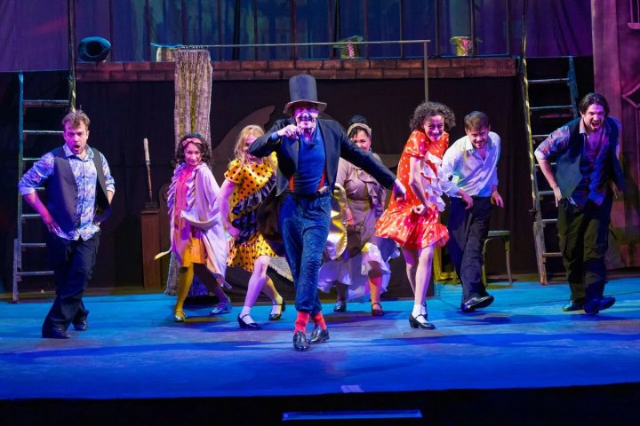 В театрах Узбекистана показали более 3,4 тыс. бесплатных спектаклей