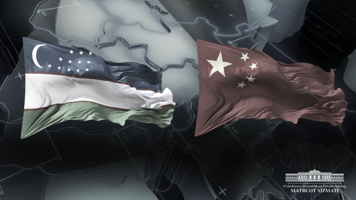 Президент Узбекистана выразил соболезнования Китаю в связи с разрушительными наводнениями