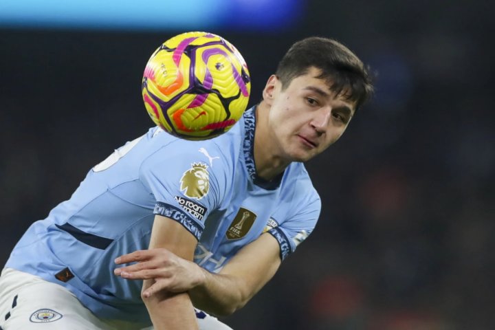 Узбекский футболист Абдукодир Хусанов получил травму