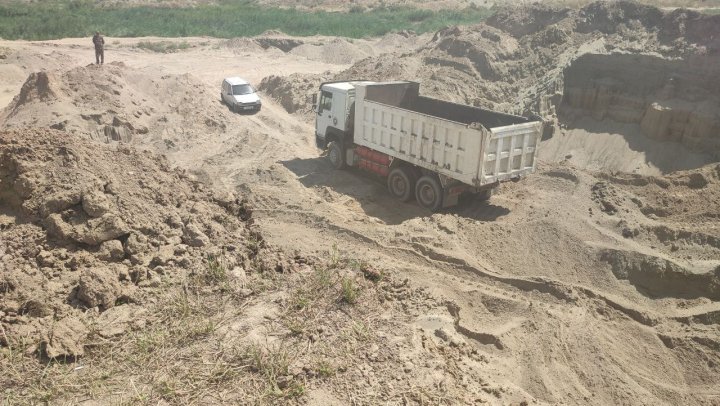 В Кашкадарье мужчина наказан за незаконную добычу песка