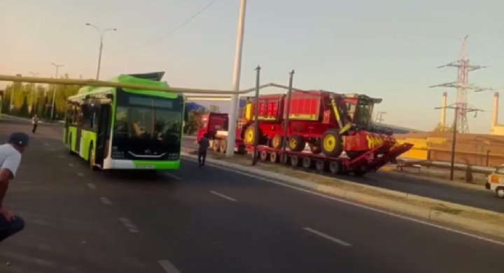 Из-за ДТП в Сергелийском районе 5 предприятий остались без газоснабжения