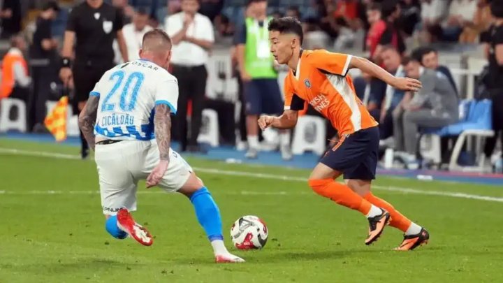 Где деньги? В России продолжается скандал из-за трансфера узбекского футболиста Файзуллаева