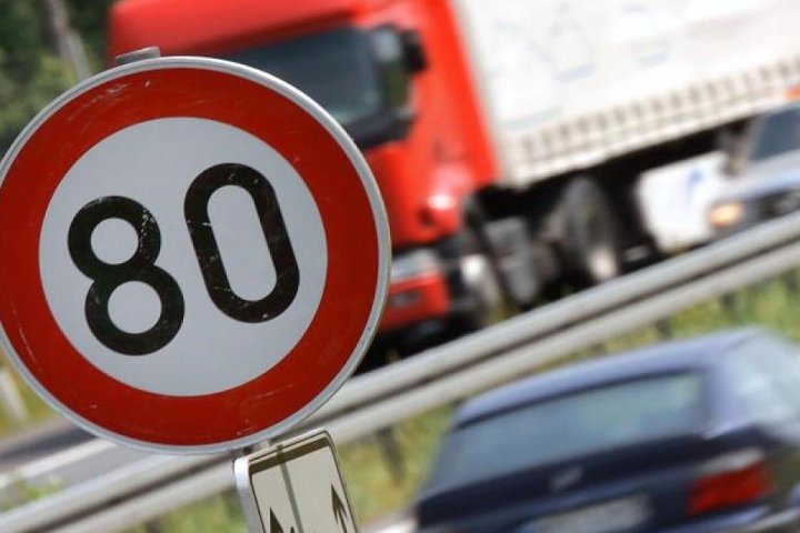 В Ташкенте рассматривается предложение увеличить скорость до 80 км/ч на ряде улиц