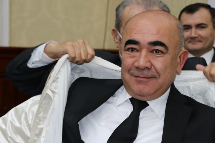 Хоким Ташобласти заявил, что у чиновников без соцсетей нет будущего