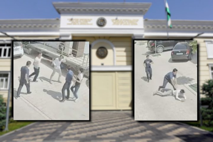 В Андижане двое несовершеннолетних мальчиков избили продавца одежды, из-за отказа продажи в долг