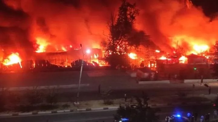 Пожар на рынке «Уч Кахрамон» привел к ущербу в $6 млн