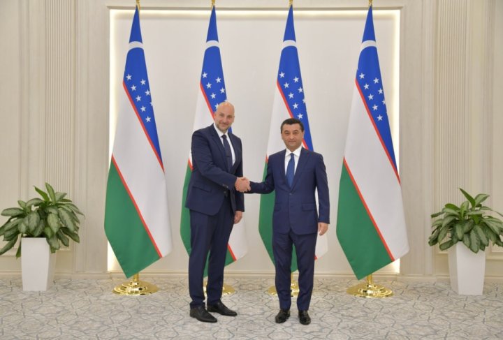 Новый посол Латвии вручил верительные грамоты в МИД Узбекистана