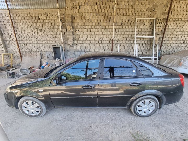 Житель Джизака может лишиться автомобиля «Lacetti», так как не выплачивал кредит