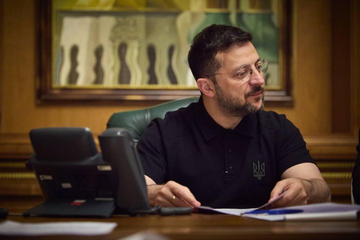Зеленский не останется у власти после достижения долгосрочного перемирия