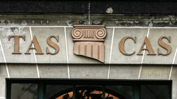 Спортивный арбитражный суд не позволил борцу Алику Хадарцеву выступать за Узбекистан