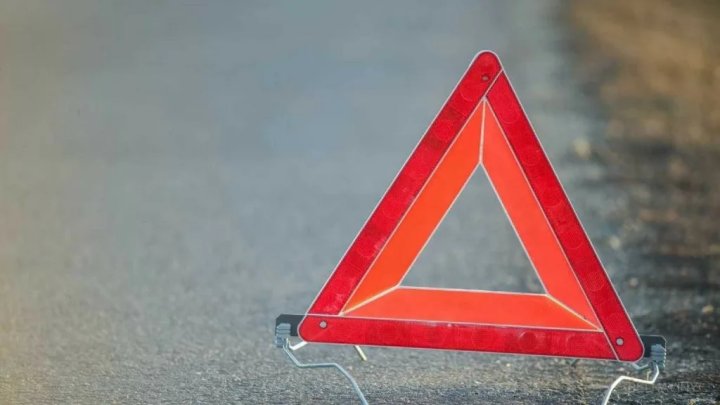 В Ташкенте столкнулись пассажирский автобус и грузовик