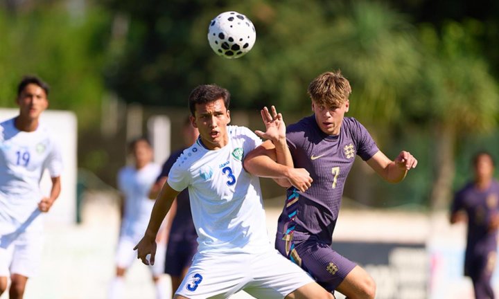 Молодёжная сборная Узбекистана по футболу проиграла сборной Англии