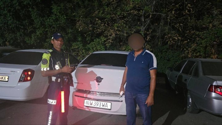 Samarqandda Cobalt rusumli avtomashina haydovchisi piyodalar yo‘lagida harakatlanayotganda piyodalarga e’tibor bermay qoldi