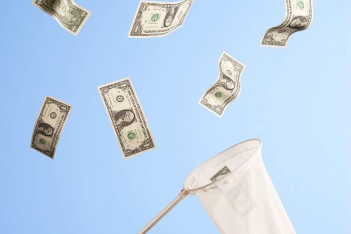 В Узбекистане обновили курс иностранных валют на 9 сентября